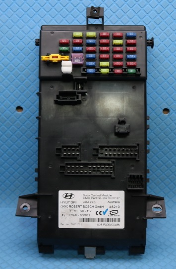 95410 2C127 Hyundai Tiburon Coupe